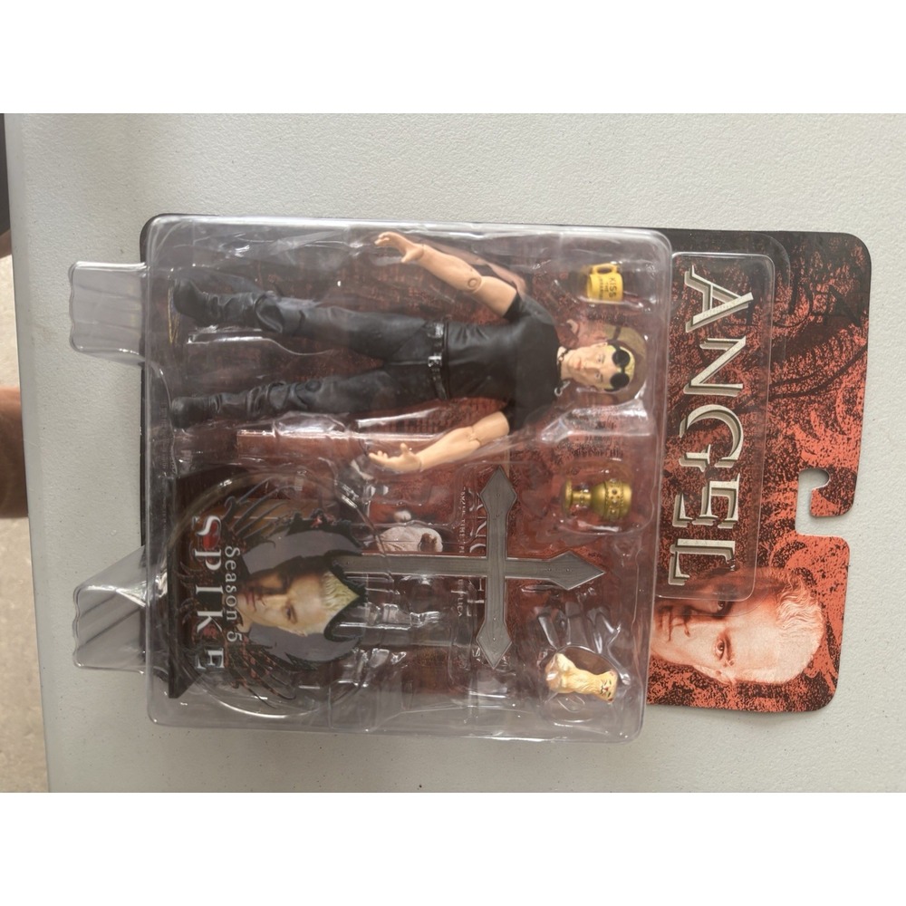 2004 Diamond Select ANGEL Season 5 "SPIKE" Figure..NEW/SEALED